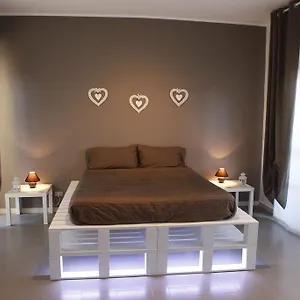 Comeacasatua , Bari Italy