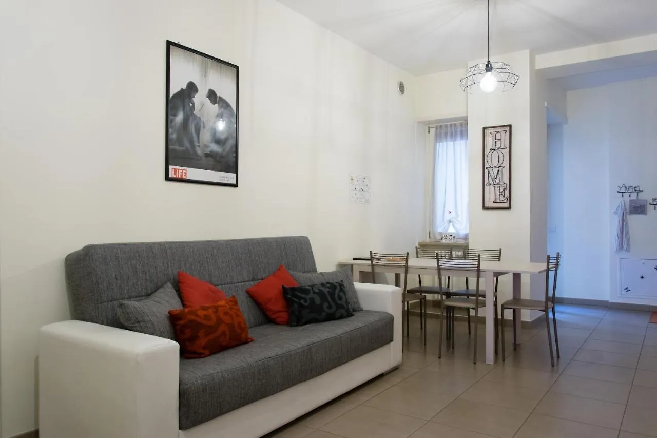 Melibi - Re Lear Apartments Verona Casa de hóspedes